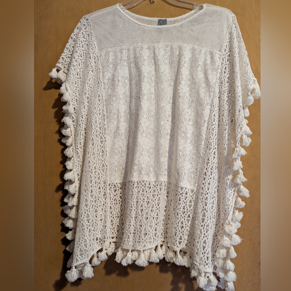 Poncho with armholes L